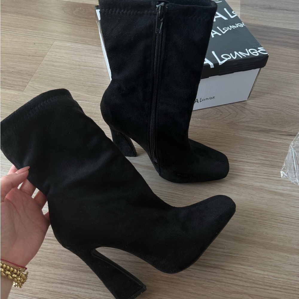 NEW Chic Black High Heel Boots suede
